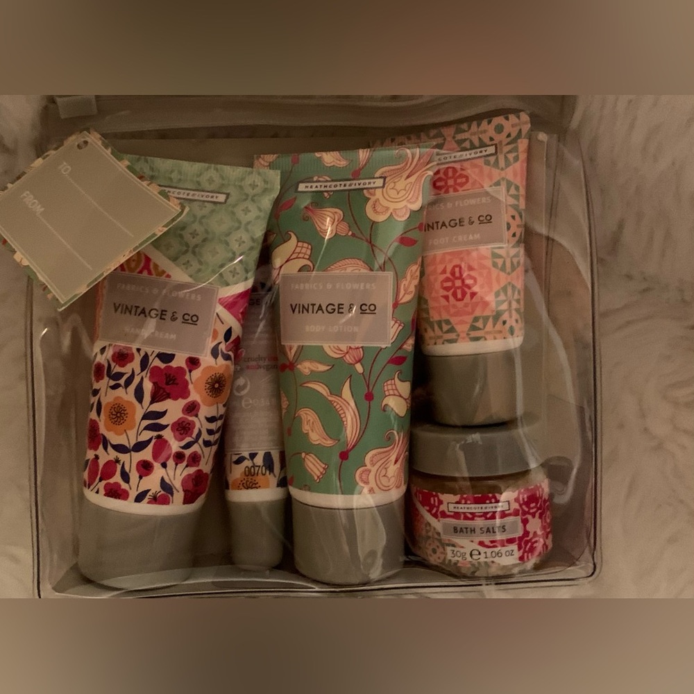 HEATHCOTE & IVORY Vintage & Co. Fabrics & flowers top to toe kit NIB NWT